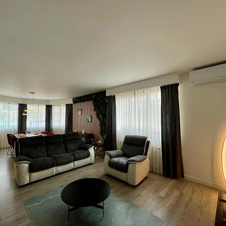 בית נופש La Maison Du Gave - 8 Personnes - Jardin לורדה